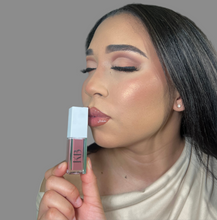 Load image into Gallery viewer, Lip gloss